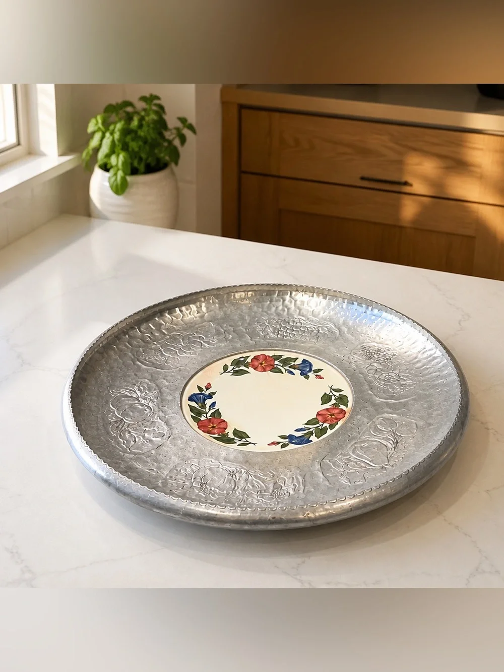 Vintage Cromwell Aluminum Hand Wrought Dish